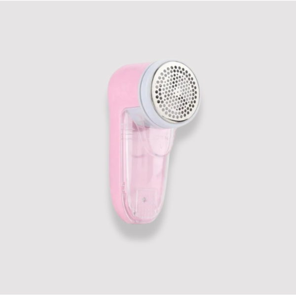 Travel-Friendly Fabric Shaver with Replaceable Blade