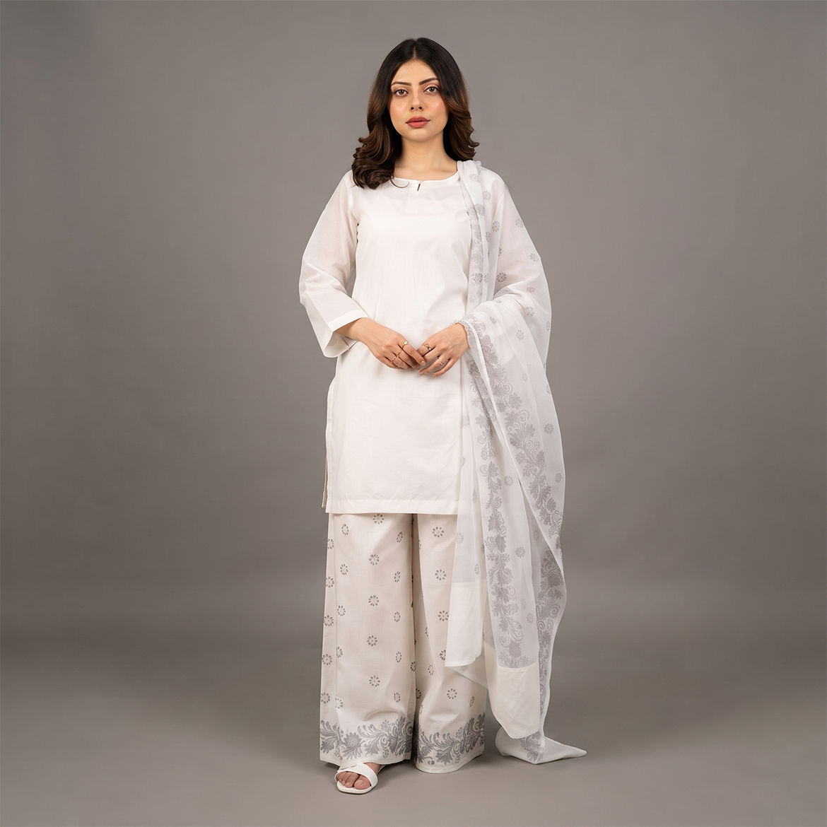 Ivory Grace Embroidered Kurta Set
