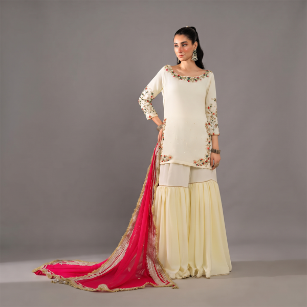 Off-White Embroidered Kurta Set