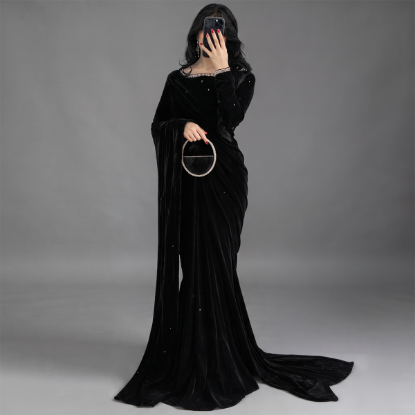 Midnight Noir Velvet Drape Saree